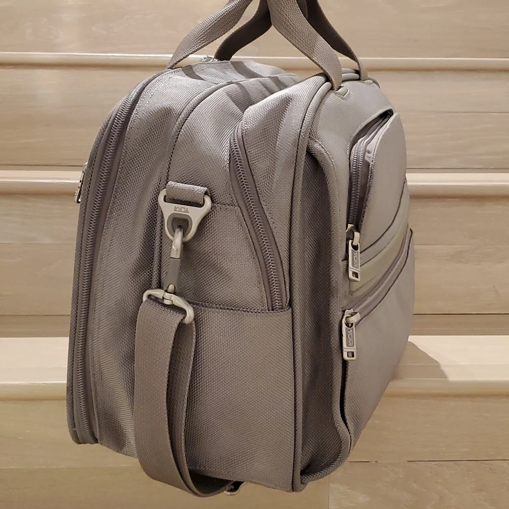 Tumi Alpha G4 Santa Monica Whitfield Helmet Bag Brief 